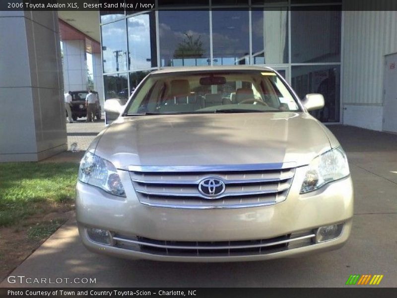 Desert Sand Mica / Ivory 2006 Toyota Avalon XLS