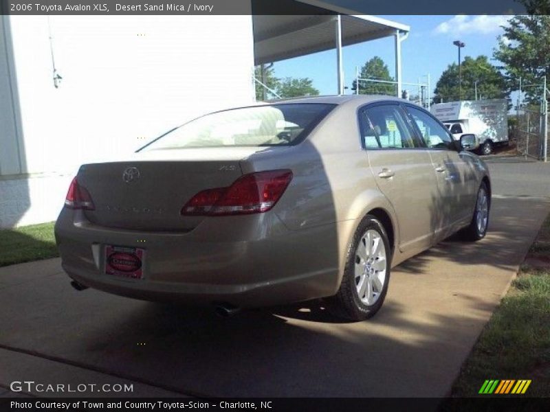 Desert Sand Mica / Ivory 2006 Toyota Avalon XLS