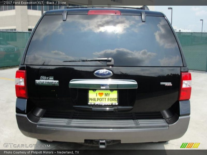 Black / Stone 2007 Ford Expedition XLT