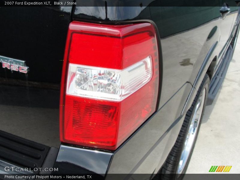 Black / Stone 2007 Ford Expedition XLT