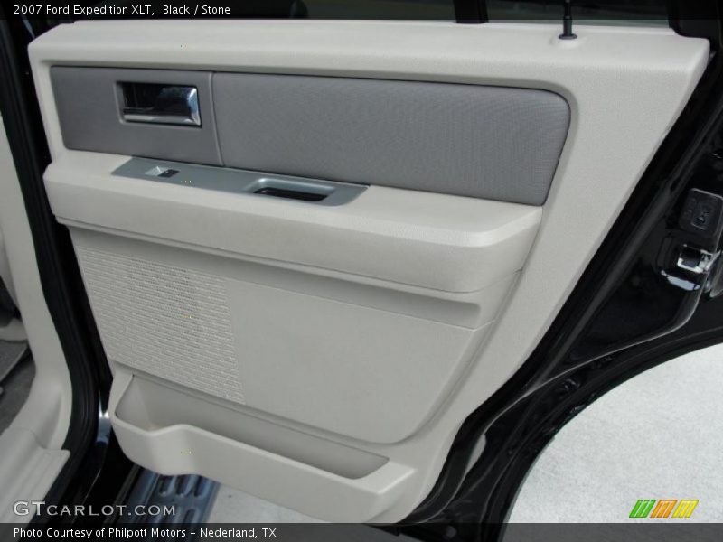 Black / Stone 2007 Ford Expedition XLT