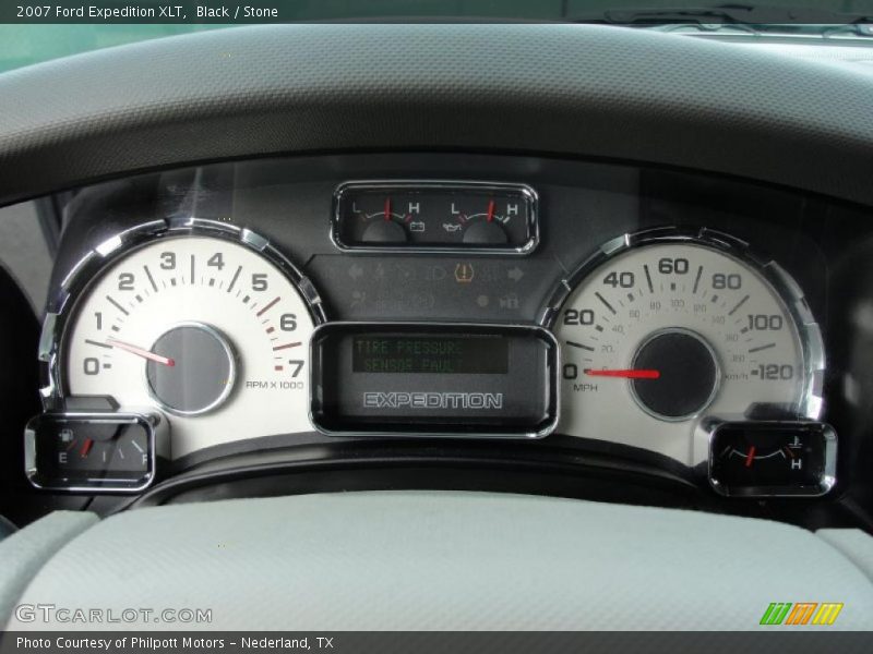 Black / Stone 2007 Ford Expedition XLT