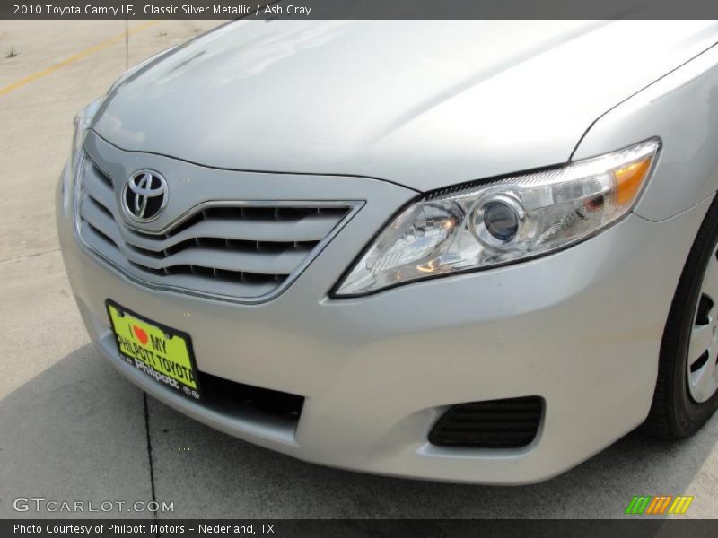 Classic Silver Metallic / Ash Gray 2010 Toyota Camry LE