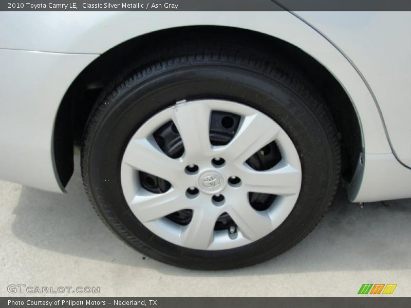Classic Silver Metallic / Ash Gray 2010 Toyota Camry LE