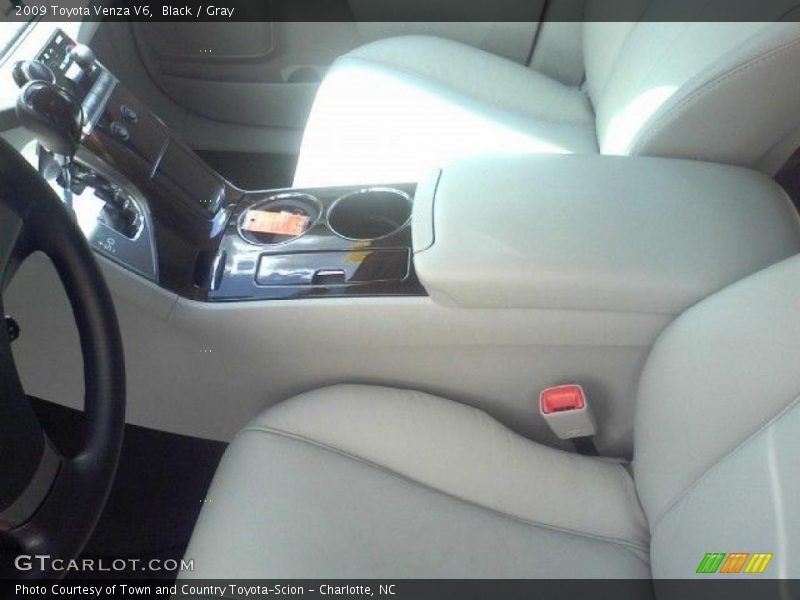 Black / Gray 2009 Toyota Venza V6