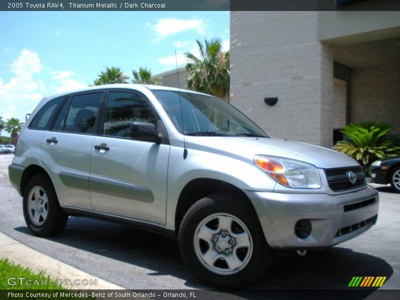 Titanium Metallic / Dark Charcoal 2005 Toyota RAV4
