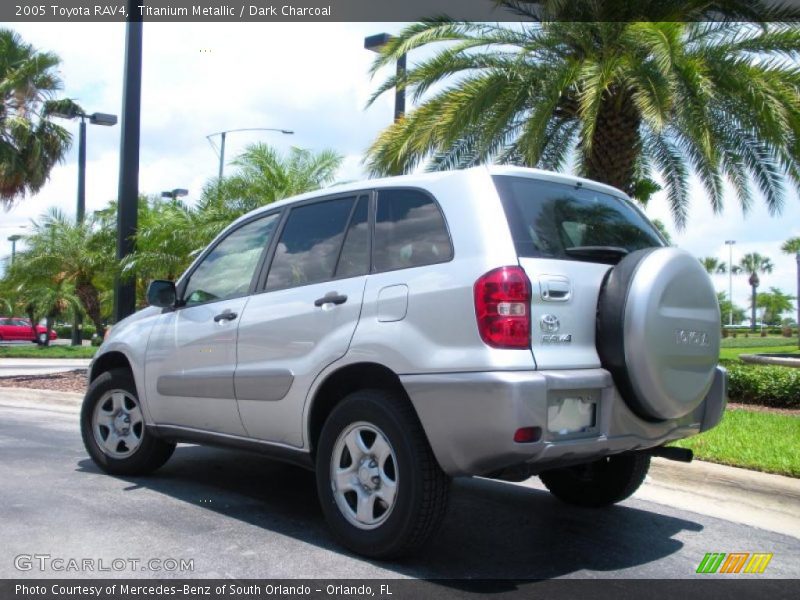 Titanium Metallic / Dark Charcoal 2005 Toyota RAV4