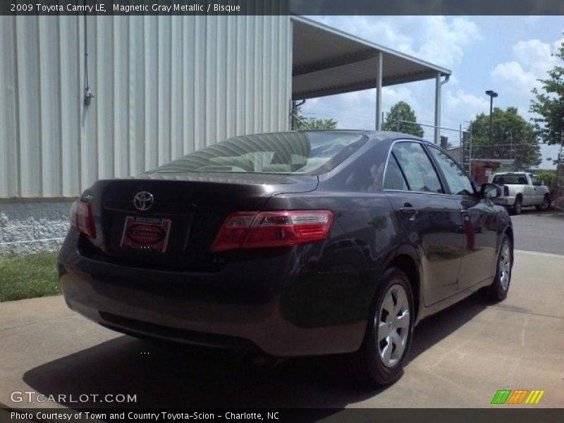 Magnetic Gray Metallic / Bisque 2009 Toyota Camry LE