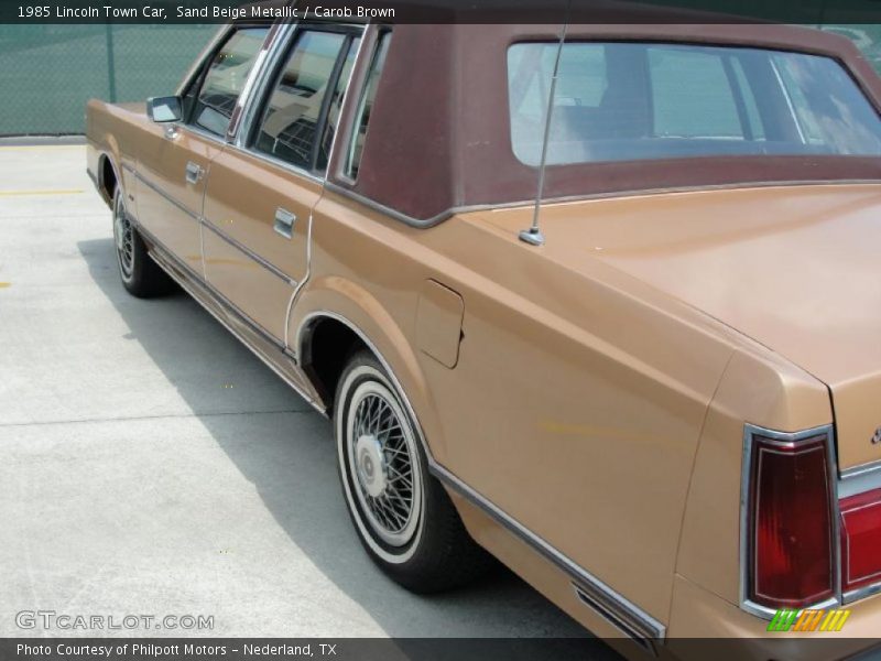  1985 Town Car  Sand Beige Metallic