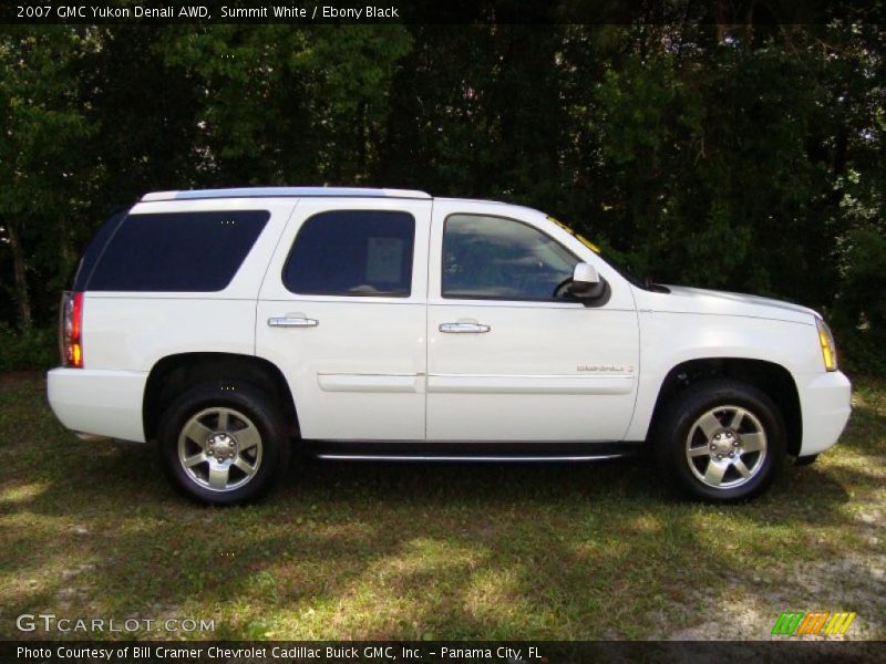 Summit White / Ebony Black 2007 GMC Yukon Denali AWD