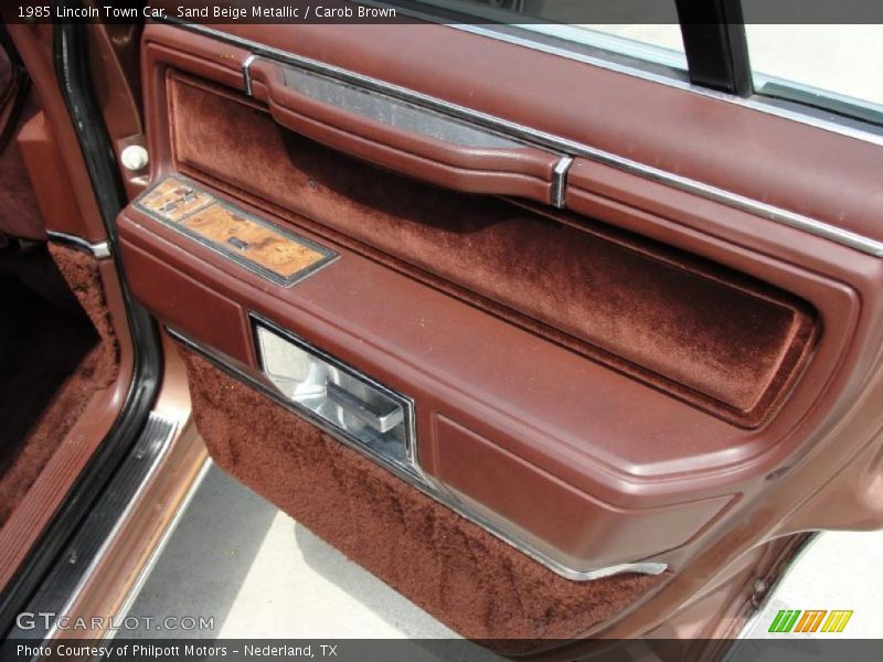Door Panel of 1985 Town Car 