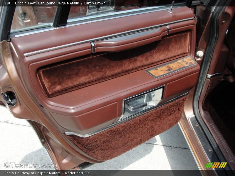 Door Panel of 1985 Town Car 