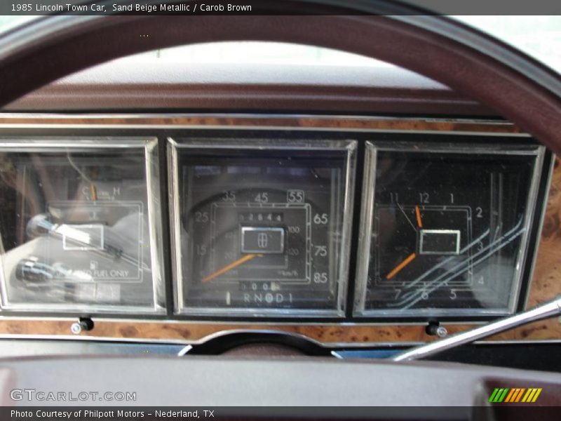  1985 Town Car   Gauges