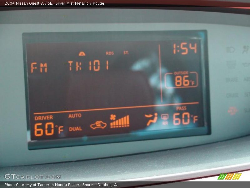 Silver Mist Metallic / Rouge 2004 Nissan Quest 3.5 SE