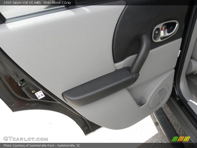 Silver Nickel / Gray 2005 Saturn VUE V6 AWD