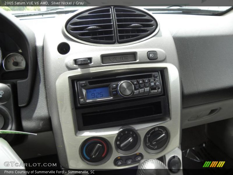 Silver Nickel / Gray 2005 Saturn VUE V6 AWD