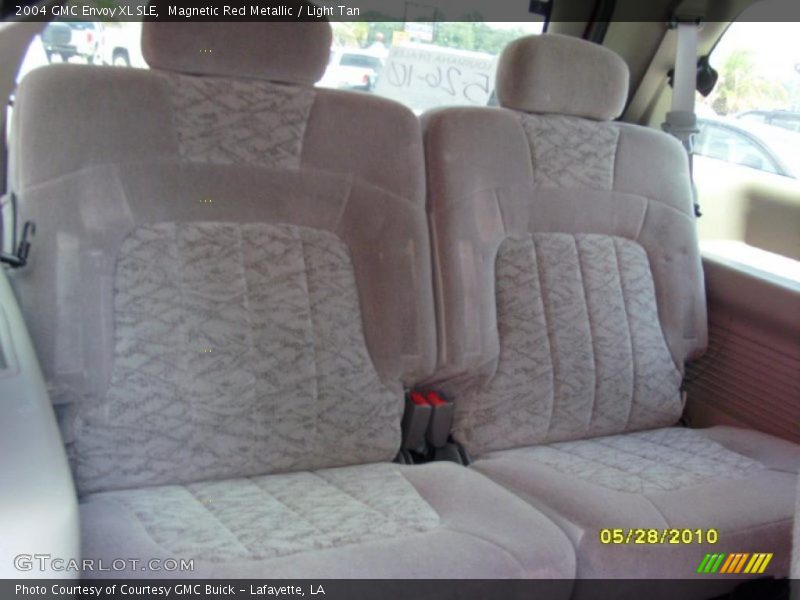 Magnetic Red Metallic / Light Tan 2004 GMC Envoy XL SLE