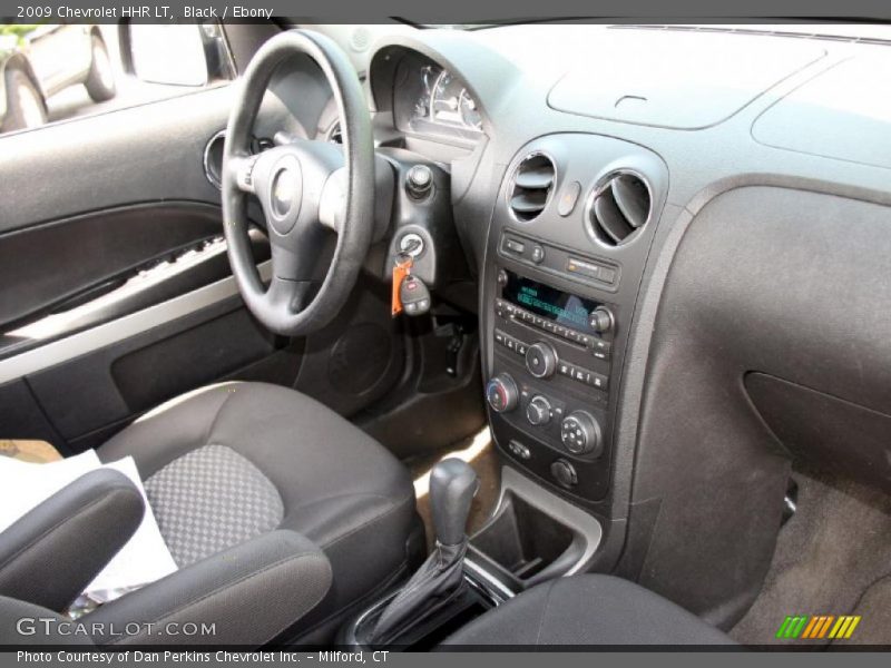 Black / Ebony 2009 Chevrolet HHR LT