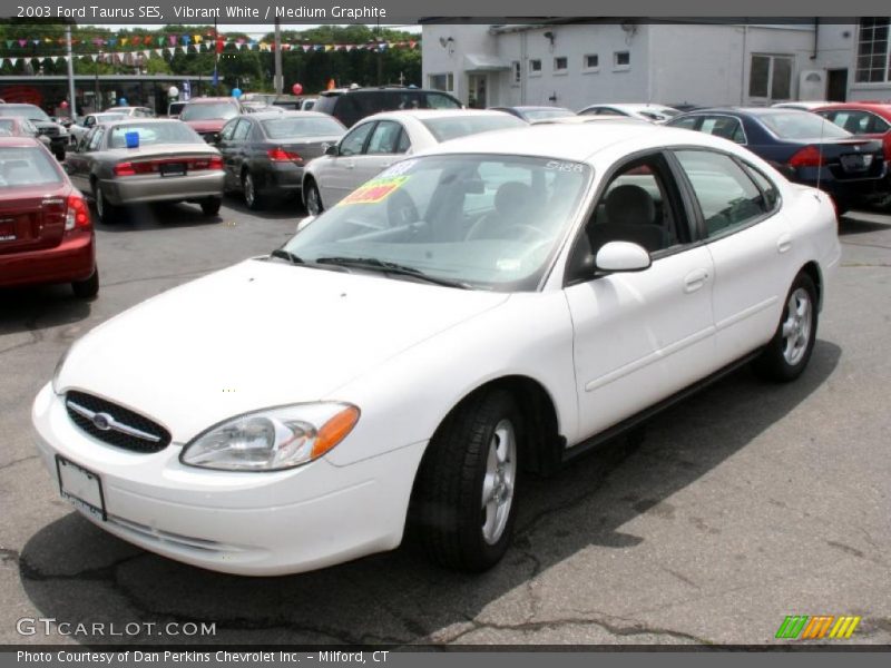 Vibrant White / Medium Graphite 2003 Ford Taurus SES