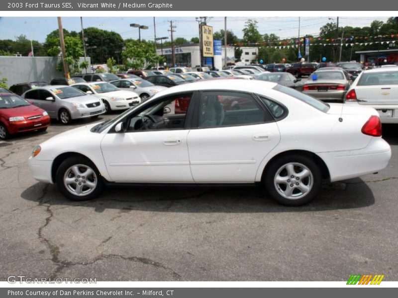 Vibrant White / Medium Graphite 2003 Ford Taurus SES