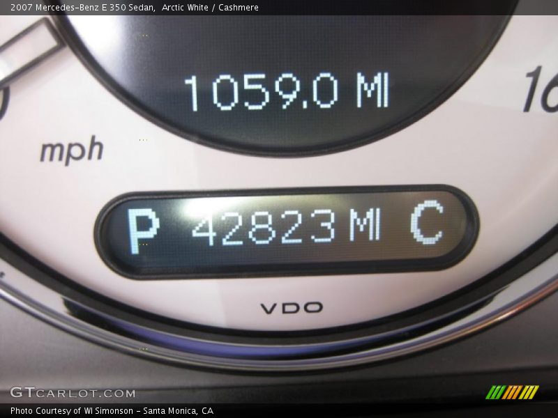 Arctic White / Cashmere 2007 Mercedes-Benz E 350 Sedan