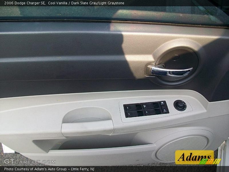 Cool Vanilla / Dark Slate Gray/Light Graystone 2006 Dodge Charger SE