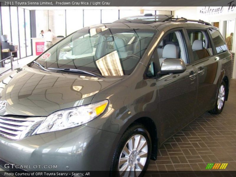 Predawn Gray Mica / Light Gray 2011 Toyota Sienna Limited