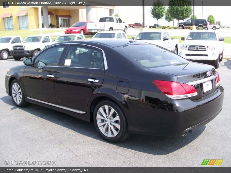 Black / Light Gray 2011 Toyota Avalon Limited