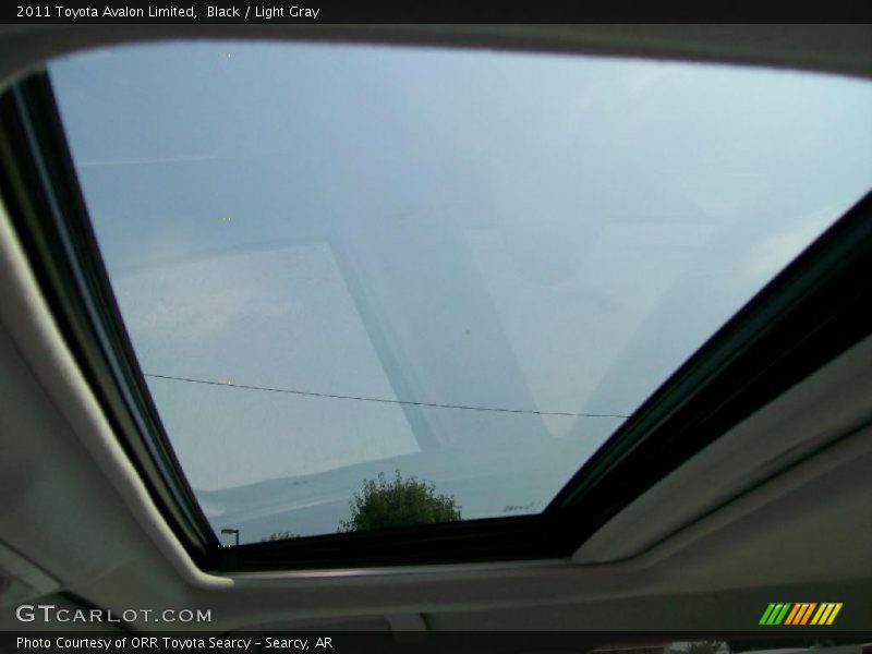Black / Light Gray 2011 Toyota Avalon Limited