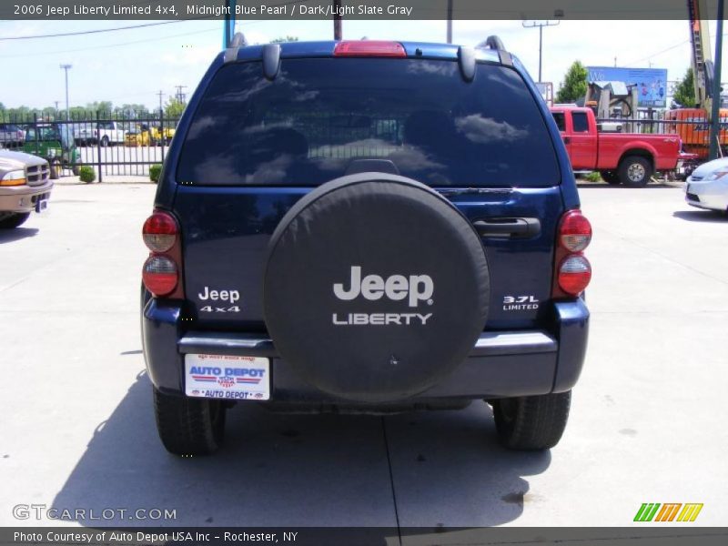 Midnight Blue Pearl / Dark/Light Slate Gray 2006 Jeep Liberty Limited 4x4