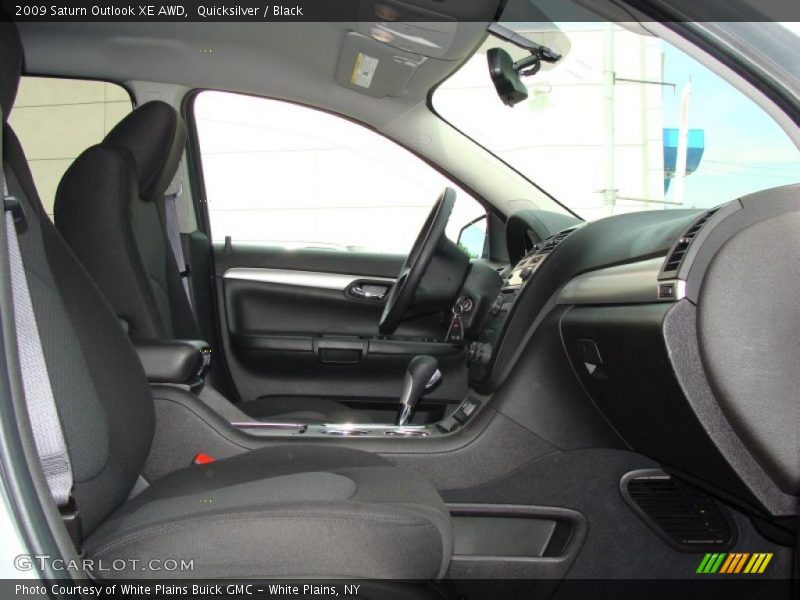Quicksilver / Black 2009 Saturn Outlook XE AWD