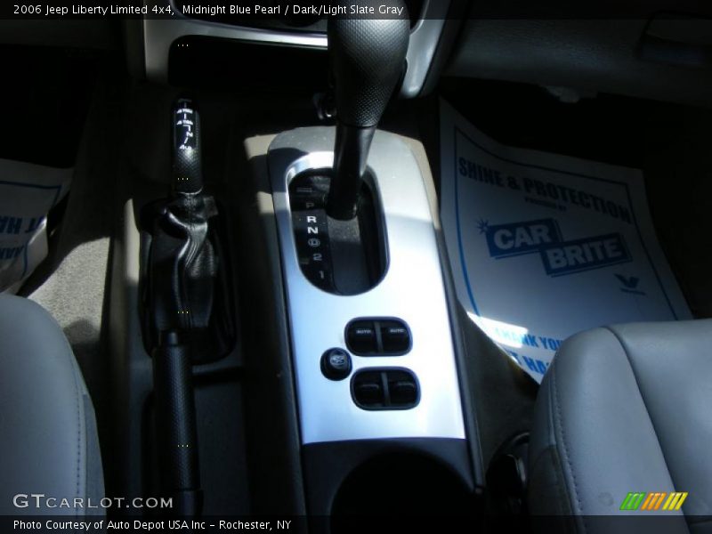 Midnight Blue Pearl / Dark/Light Slate Gray 2006 Jeep Liberty Limited 4x4
