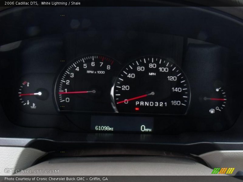White Lightning / Shale 2006 Cadillac DTS