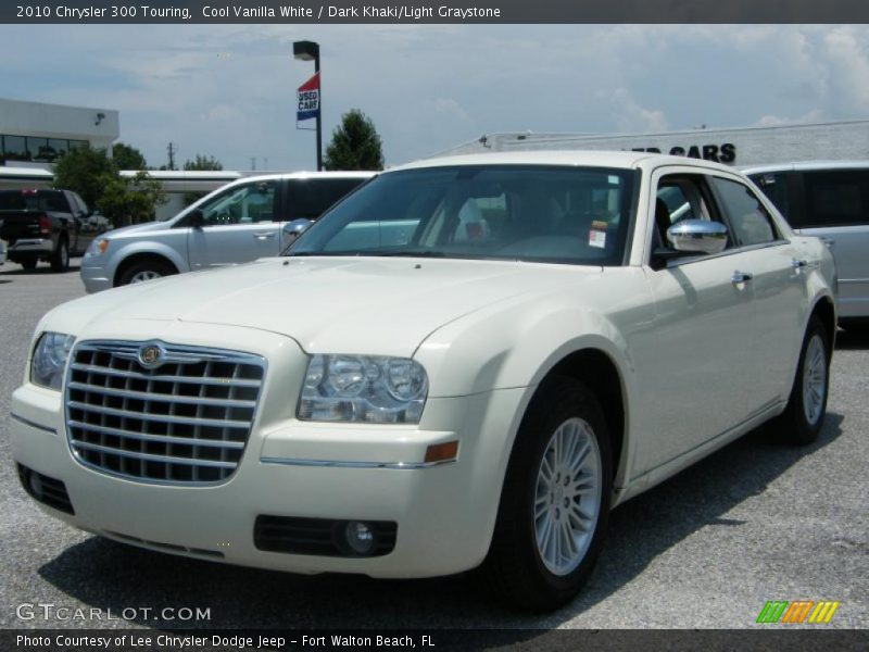 Cool Vanilla White / Dark Khaki/Light Graystone 2010 Chrysler 300 Touring