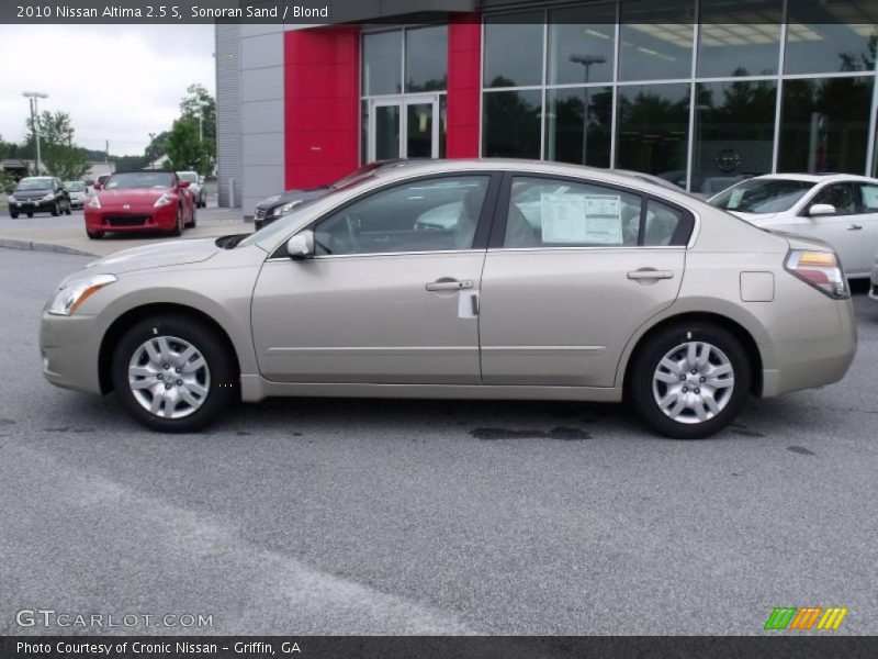Sonoran Sand / Blond 2010 Nissan Altima 2.5 S