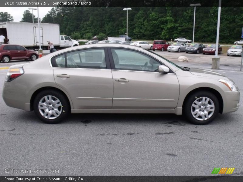 Sonoran Sand / Blond 2010 Nissan Altima 2.5 S