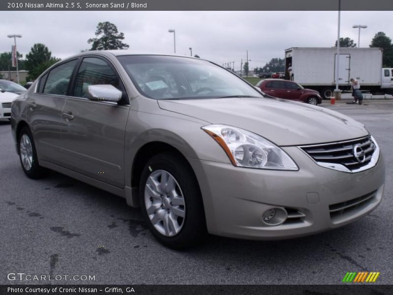 Sonoran Sand / Blond 2010 Nissan Altima 2.5 S