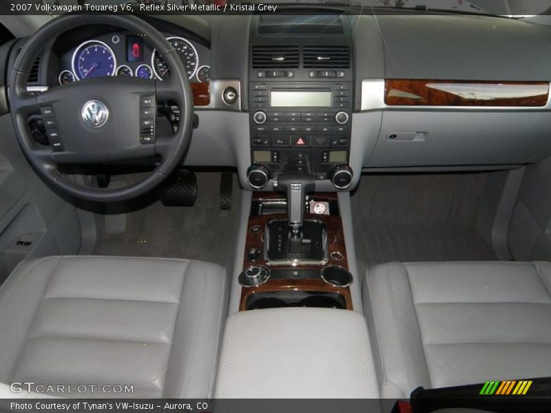 Reflex Silver Metallic / Kristal Grey 2007 Volkswagen Touareg V6