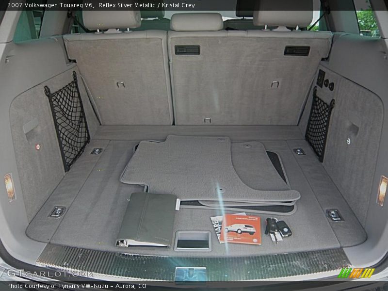 Reflex Silver Metallic / Kristal Grey 2007 Volkswagen Touareg V6