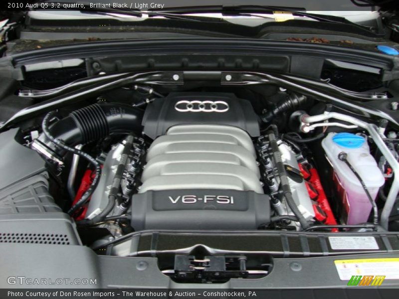 Brilliant Black / Light Grey 2010 Audi Q5 3.2 quattro