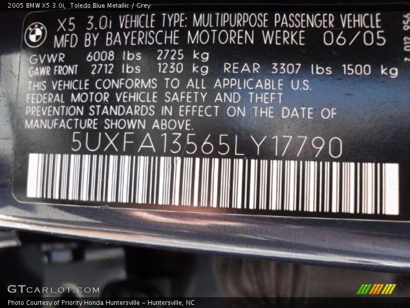 Toledo Blue Metallic / Grey 2005 BMW X5 3.0i
