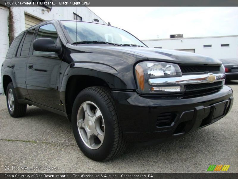 Black / Light Gray 2007 Chevrolet TrailBlazer LS