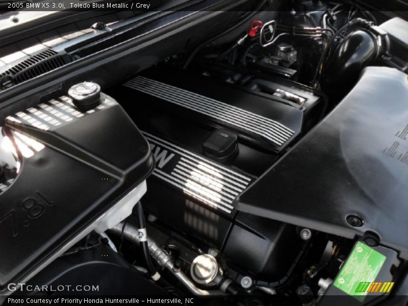 Toledo Blue Metallic / Grey 2005 BMW X5 3.0i