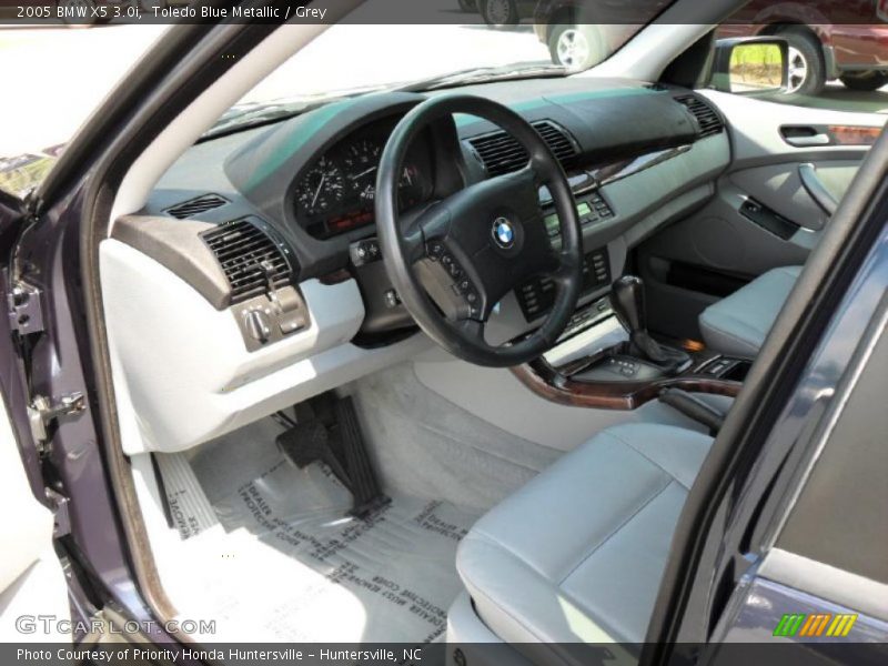 Toledo Blue Metallic / Grey 2005 BMW X5 3.0i