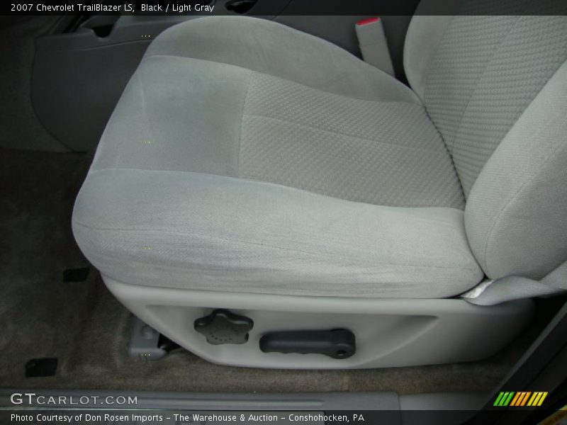 Black / Light Gray 2007 Chevrolet TrailBlazer LS