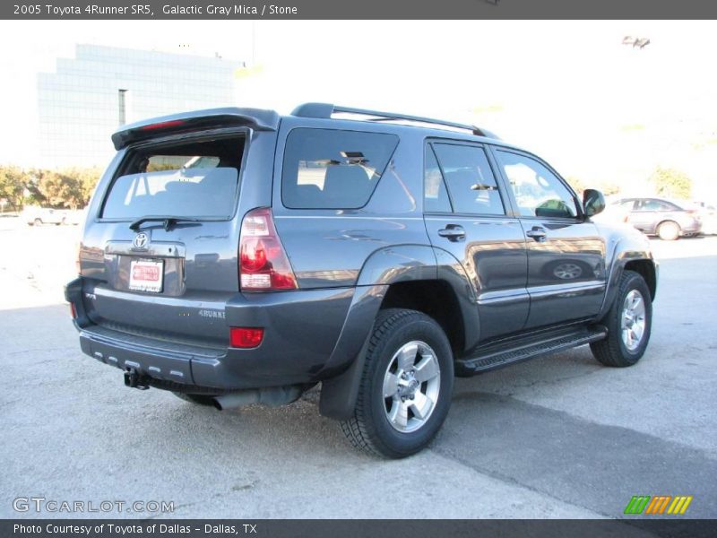 Galactic Gray Mica / Stone 2005 Toyota 4Runner SR5