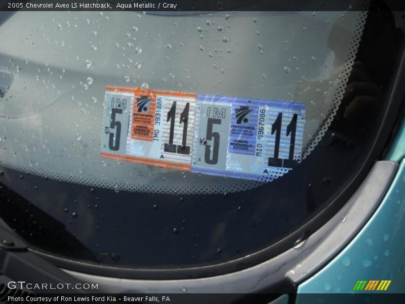 Aqua Metallic / Gray 2005 Chevrolet Aveo LS Hatchback