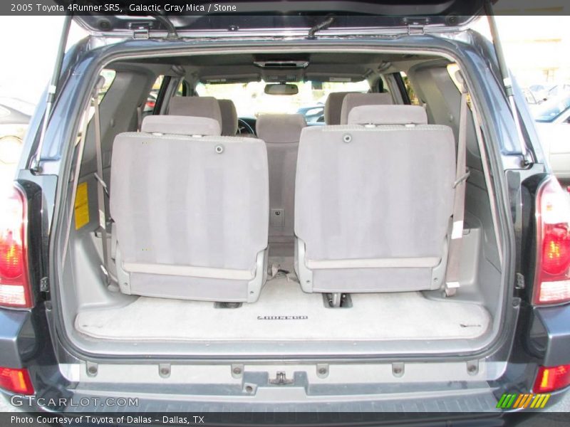 Galactic Gray Mica / Stone 2005 Toyota 4Runner SR5