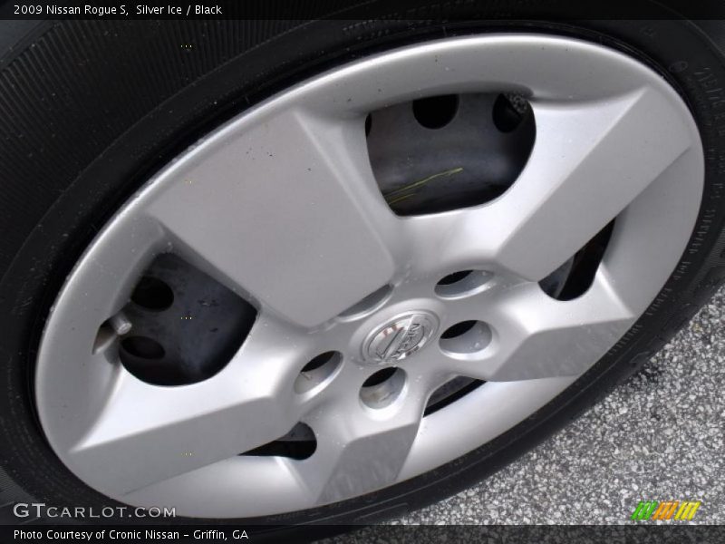 Silver Ice / Black 2009 Nissan Rogue S