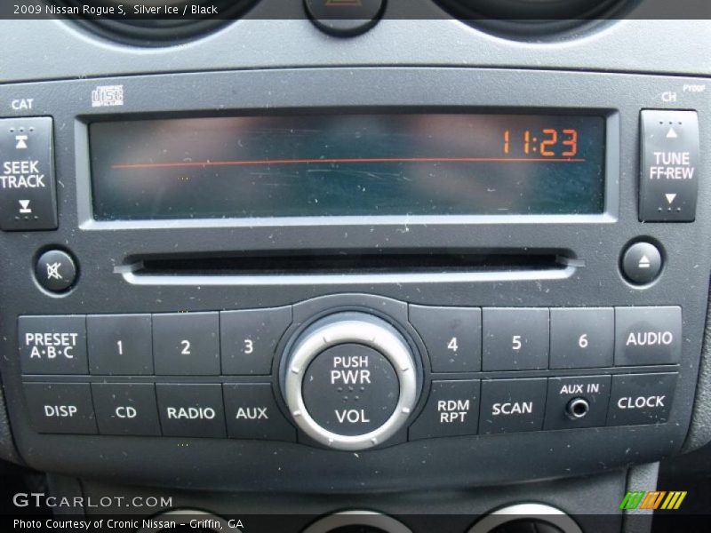 Silver Ice / Black 2009 Nissan Rogue S